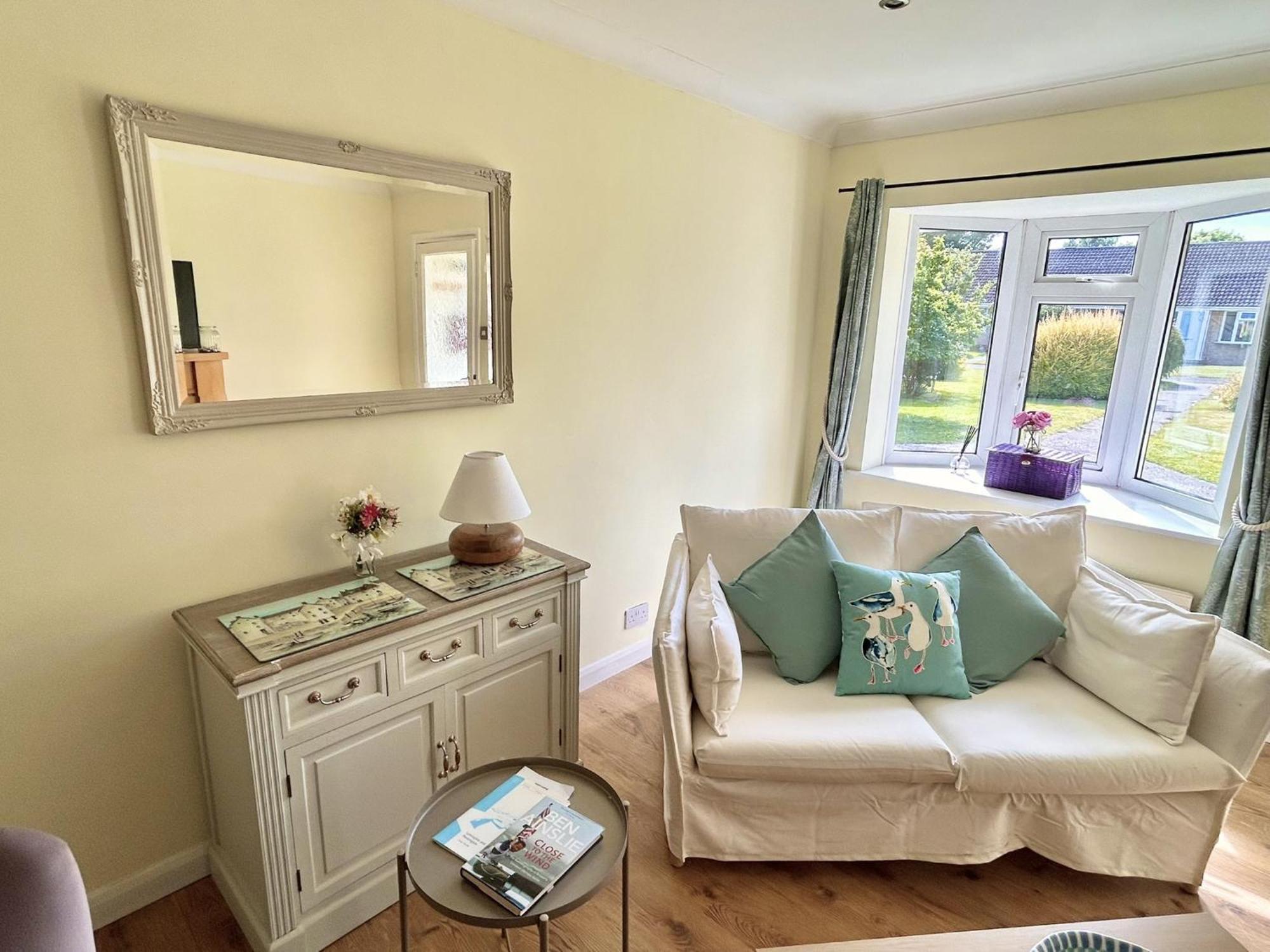Daisy Cottage By Newfo Rest Lymington Exterior photo